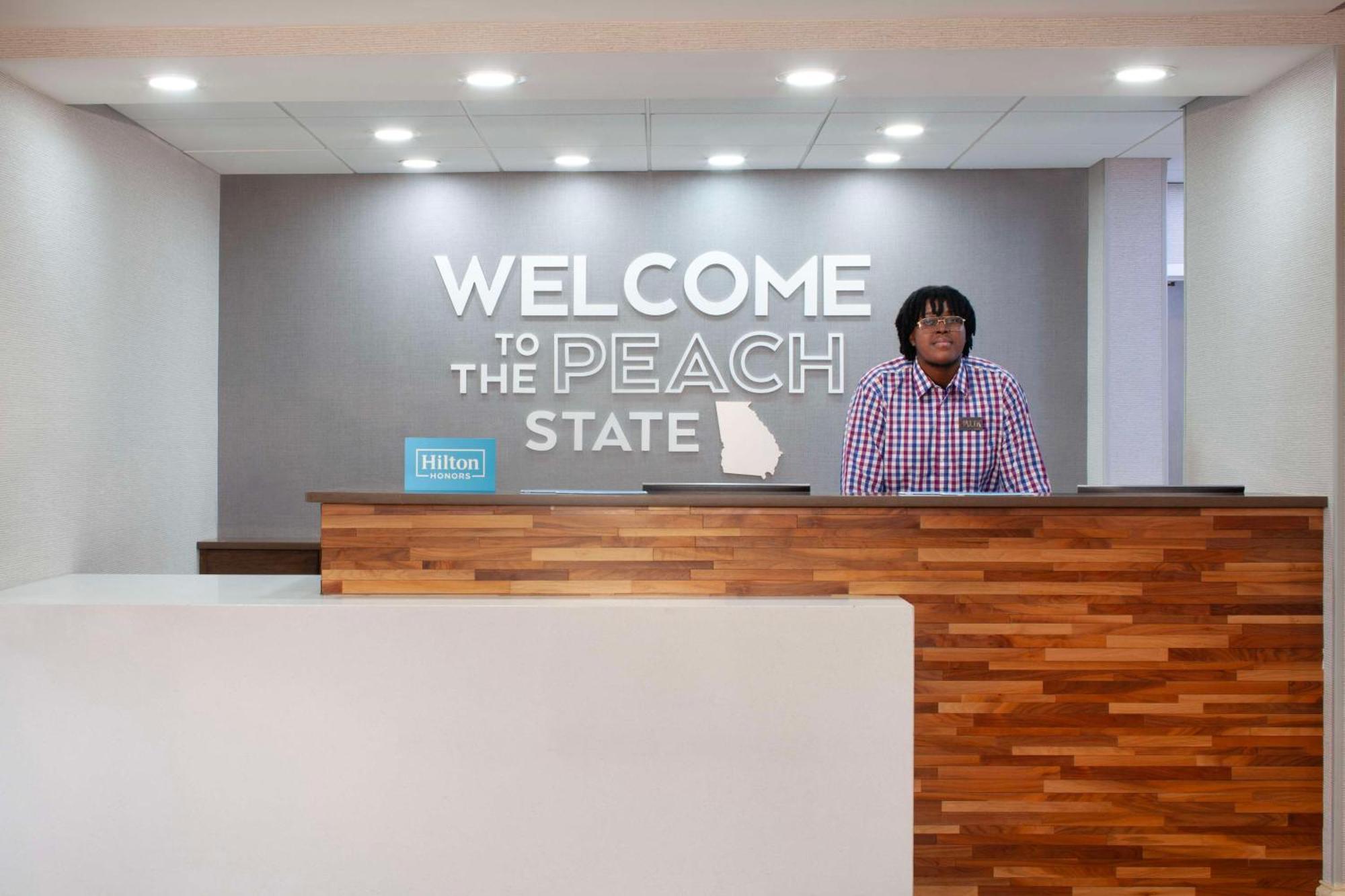 Hampton Inn & Suites-Atlanta Airport North-I-85 Hapeville Ngoại thất bức ảnh